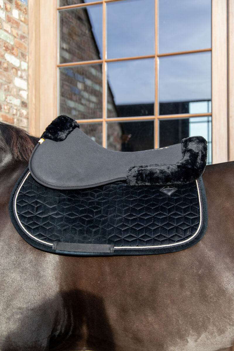 Bajo asiento Anatomic con corderito Negro - Kentucky - Imagen 4